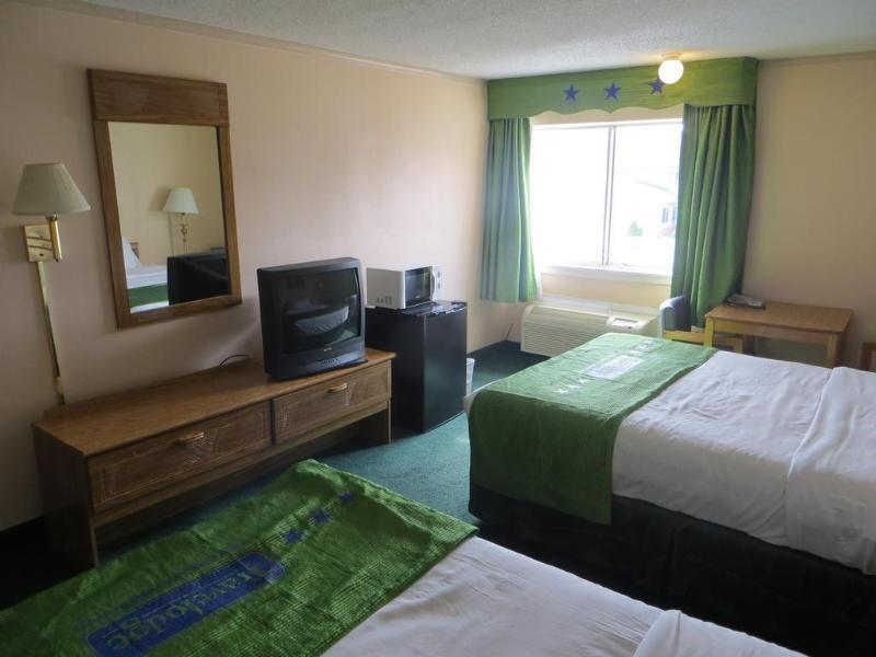 Super 8 By Wyndham Des Moines Hotel ภายนอก รูปภาพ